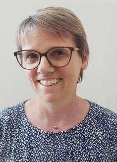 Angela Mach
